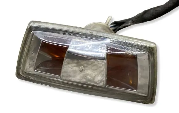 Opel Insignia A Front fender indicator light 13252455 13252456