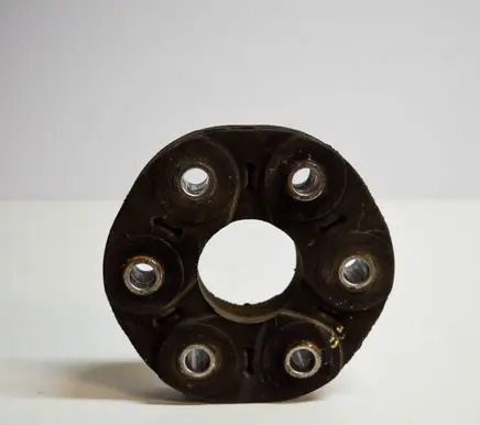 Mercedes-Benz CLC CL203 Rear prop shaft donut coupling/joint 2104110415 A2104110415