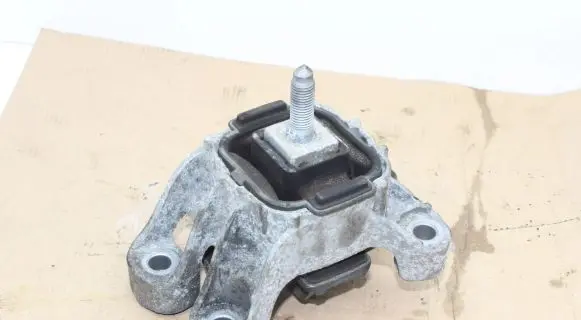 Mini Cooper Countryman R60 Gearbox mounting bracket 6784355