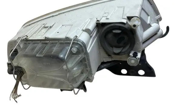 Skoda Octavia Mk2 (1Z) Headlight/headlamp E8203577 E8203578 E8203579
