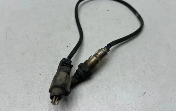 Volkswagen Caddy Lambda probe sensor 03L906262A