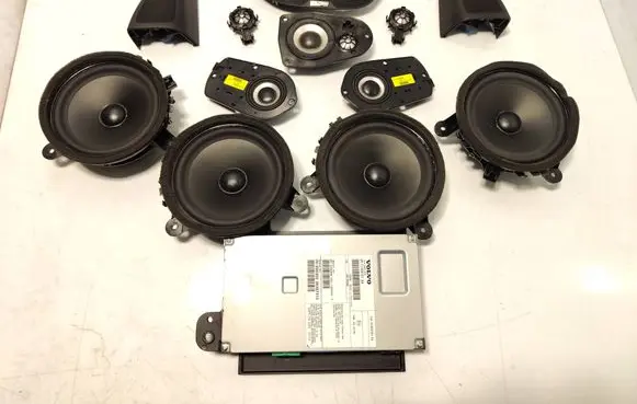 Volvo V60 Audio system kit 31409101AA 135DV2T 38307313