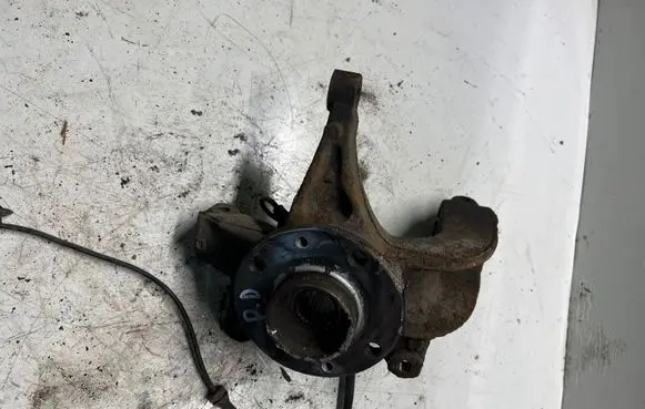 Renault Scenic II - Grand scenic II Front wheel hub