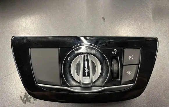 BMW 7 F01 F02 F03 F04 Light switch 9493731