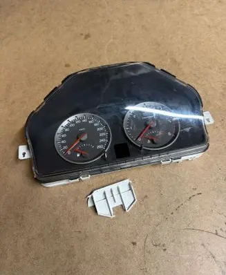 Volvo S40 Speedometer (instrument cluster) 30728645 69594880T