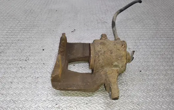 Fiat Punto (199) Front brake caliper