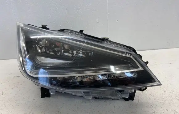 Seat Ibiza V (KJ) Headlight/headlamp 6F1941008C 90120773