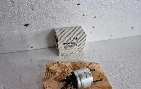 Fiat Doblo Starter motor/solenoid 77362732 CED5215