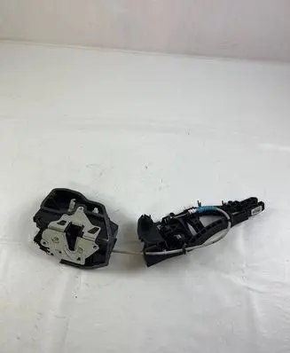 BMW 4 F36 Gran coupe Rear door lock A053702 7202150