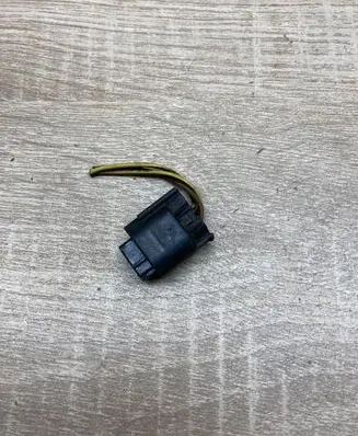 BMW 3 E46 Plug wire 965330 9653301