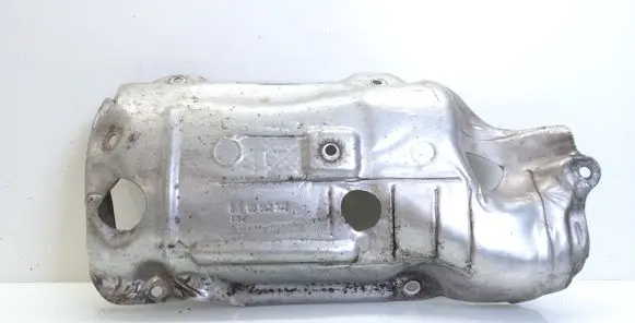 Opel Insignia A Heat shield in engine bay 55562332 2399593001
