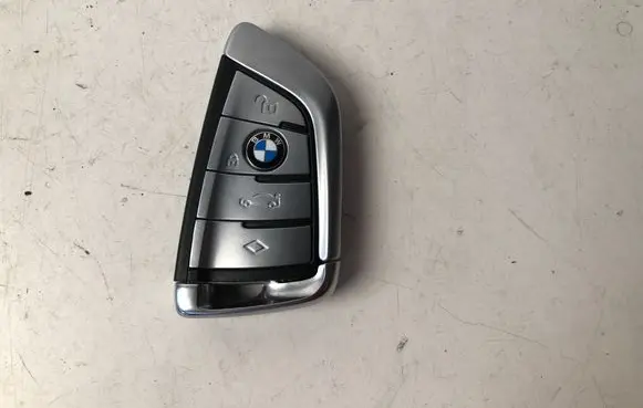 BMW 7 G11 G12 Ignition key/card 8717522