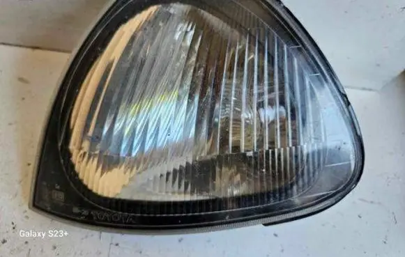 Front indicator light