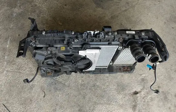 Opel Corsa F Radiator set 9824742280 9835737580 9829220580