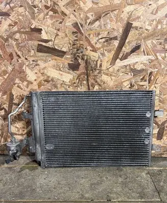 Mercedes-Benz A W168 Coolant radiator A1688300458