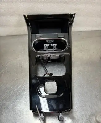 Mercedes-Benz A W177 Center console 