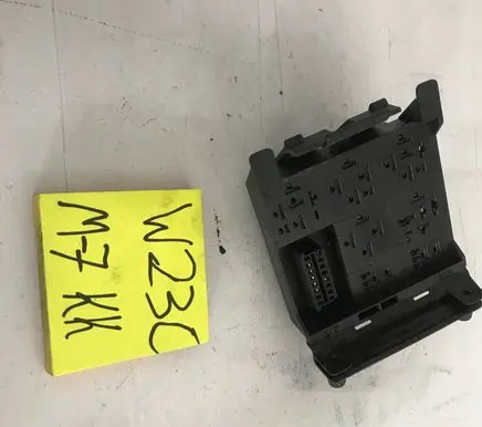 Volkswagen Golf IV Fuse box set 658561458