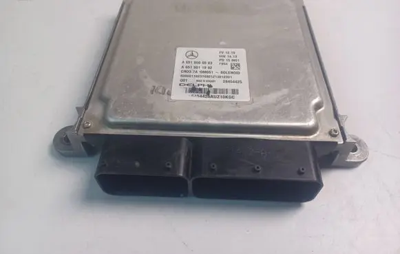 Mercedes-Benz E W212 Engine control unit/module A6519000503-MERC2 A6519000503