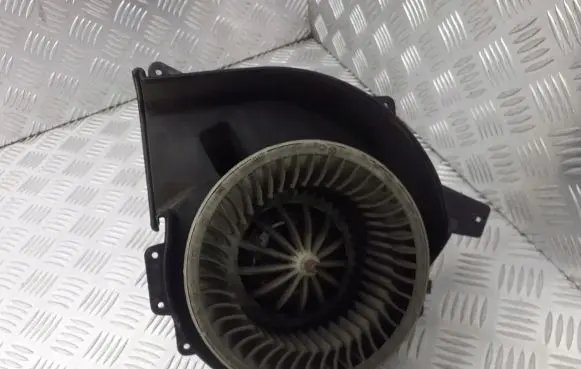 Seat Ibiza III (6L) Front door blower motor 6Q1819015G