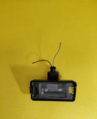 Seat Ibiza III (6L) Number plate light 04621900 1722