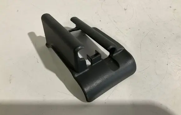 Mercedes-Benz E W211 Front passenger seat rail trim 2119192423