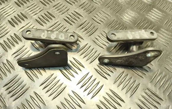Mercedes-Benz C W203 Front door hinge set 