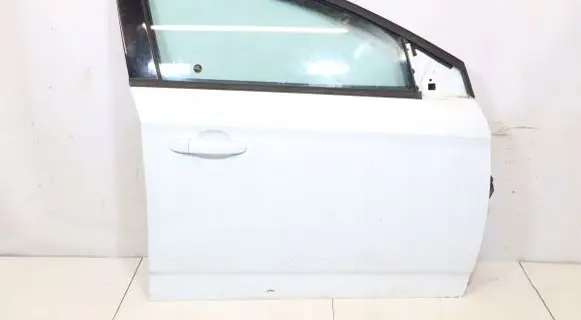 Ford Mondeo MK IV Front door 