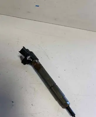 Volvo V60 Fuel injector 31272690 1105250558 0445116016