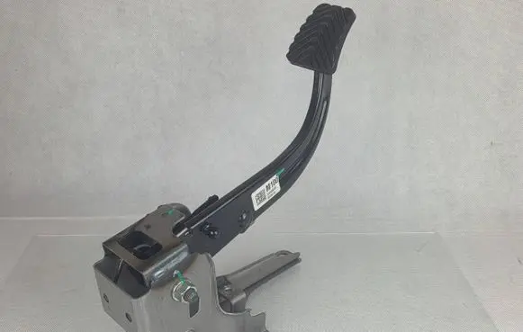 Hyundai i20 (BC3 BI3) Clutch pedal sensor 93840-B2100 RI1D0112 32802Q0100