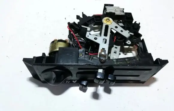 Mazda 121 Climate control unit