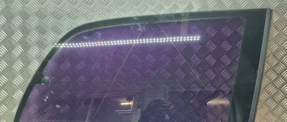 Ford Galaxy Rear side window