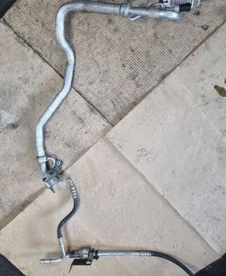 Ford Focus Air conditioning (A/C) pipe/hose 