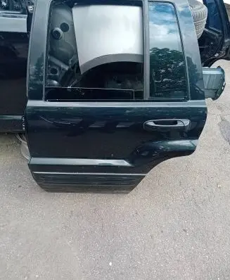 Jeep Grand Cherokee (WJ) Rear door