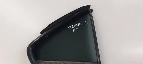 Suzuki Kizashi Rear door window glass 