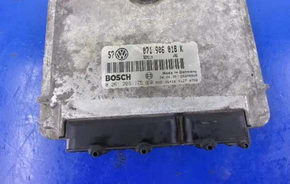 Seat Toledo II (1M) Engine control unit/module ECU 071906018K