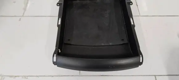 Mercedes-Benz Sprinter W901 W902 W903 W904 Glove box A9066890091