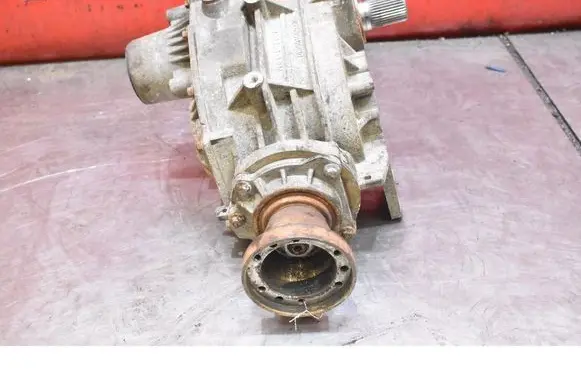 Chrysler Pacifica Gearbox transfer box case 7450014093B