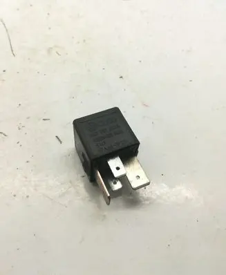 Skoda Octavia Mk2 (1Z) Other relay 1K0951253A