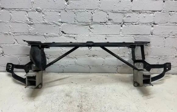 BMW 5 E60 E61 Radiator support slam panel 7163462 11267310