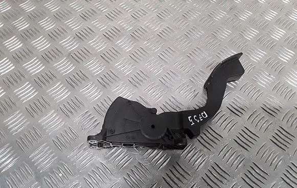 Volvo V50 Accelerator throttle pedal 4m519f836ah