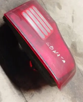 Hyundai Sonata Rear/tail lights L92401340