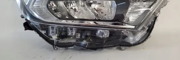 Toyota RAV 4 (XA50) Headlight/headlamp