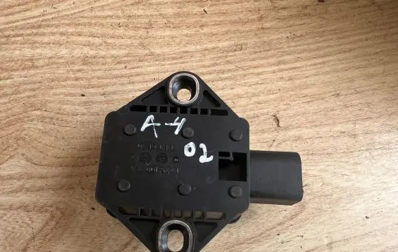 Audi A4 S4 B6 8E 8H ESP acceleration yaw rate sensor 8E0907637A 0265005245 0006655