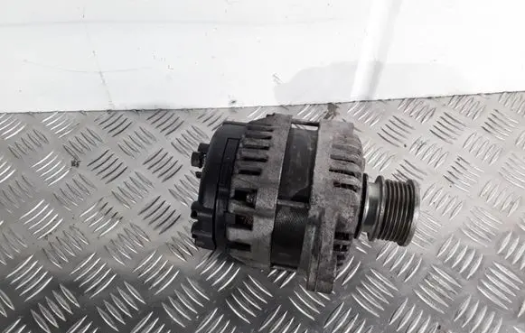 Opel Insignia A Generator/alternator 13502583
