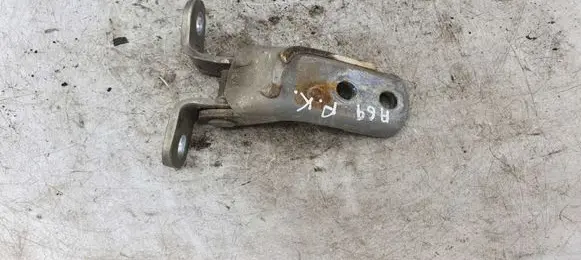 Toyota Prius (XW20) Front door upper hinge NOCODE