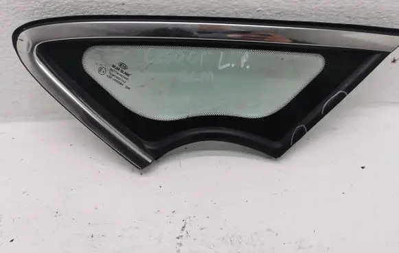KIA Pro Cee'd II Front triangle window/glass