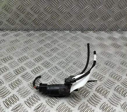 Porsche Taycan 9J1 Windscreen/windshield washer pump 1K6955651