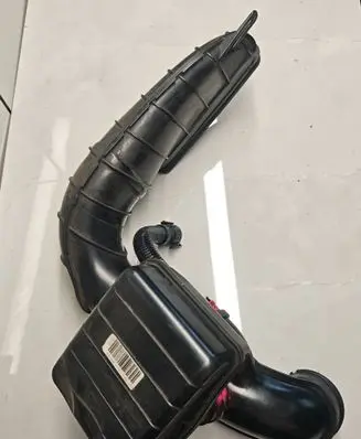BMW X3 F25 Intake resonator 8512249 14369710 7812946
