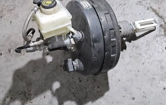 BMW X6 E71 Brake booster 6788805 25102249101506