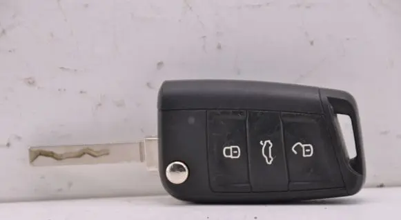 Skoda Fabia Mk3 (NJ) Ignition key/card 